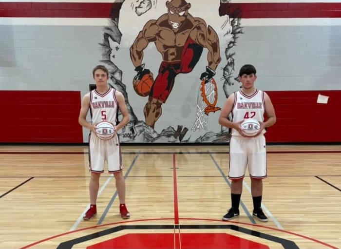 Few would want to mess with that Acorn lurking in the background.